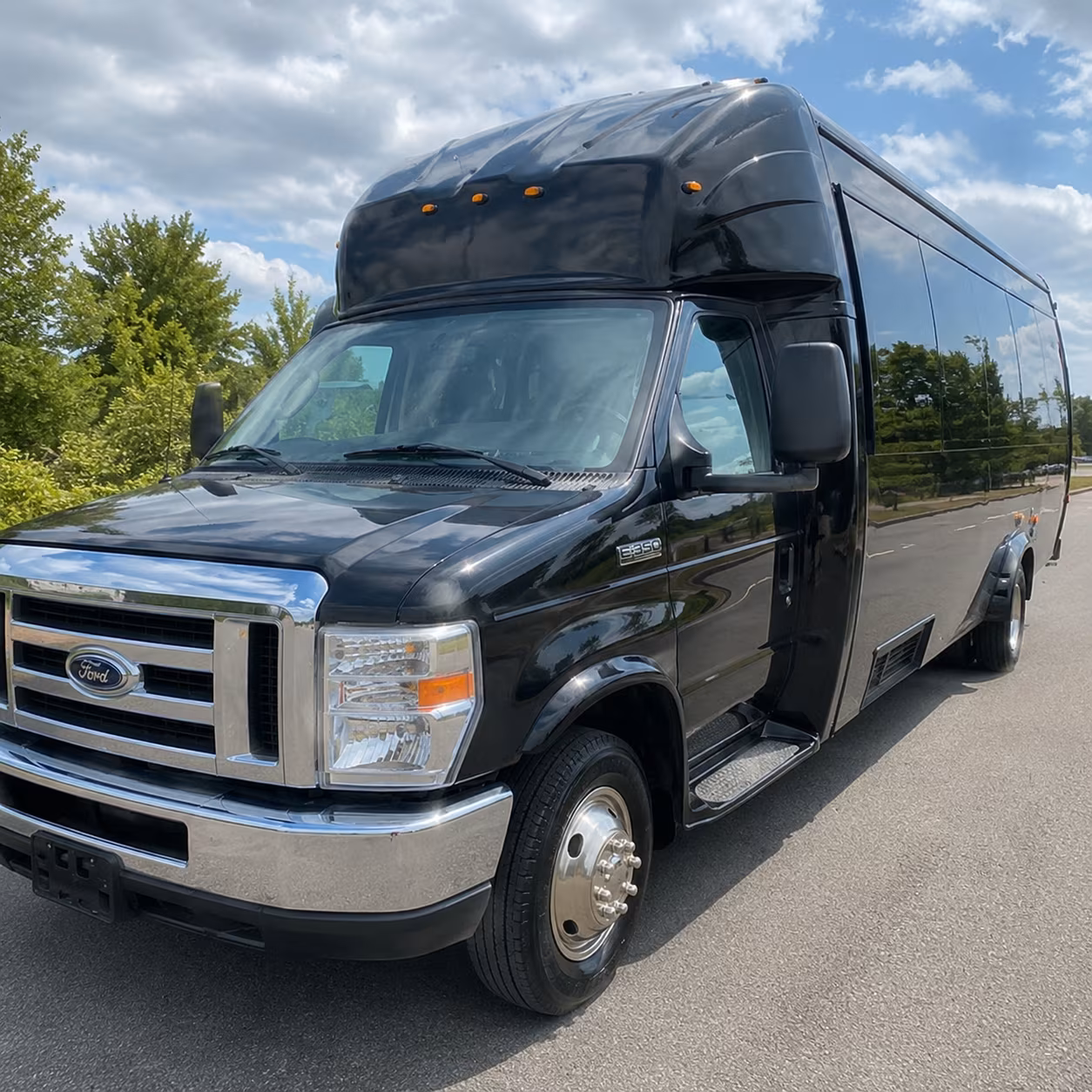Garden Grove Winery Tour & Pub Crawl Transportation party bus exterior