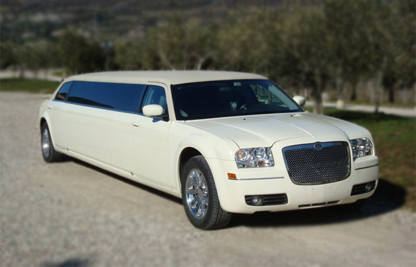 Garden Grove White Chrysler Limo